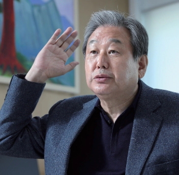 김무성 국회의원 프로필 나이 고향 재산