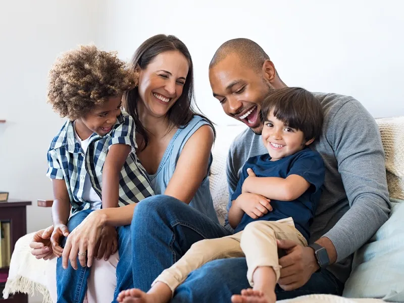 가정의 수호자들: 부모와 자녀를 위한 성인들_1