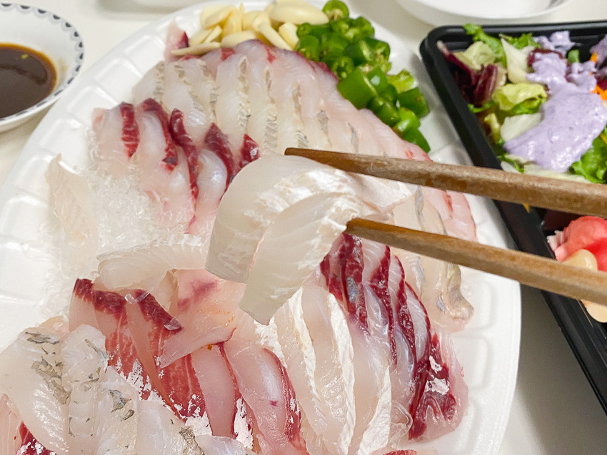 광어처럼 하얀 색감이 도는 봄도다리