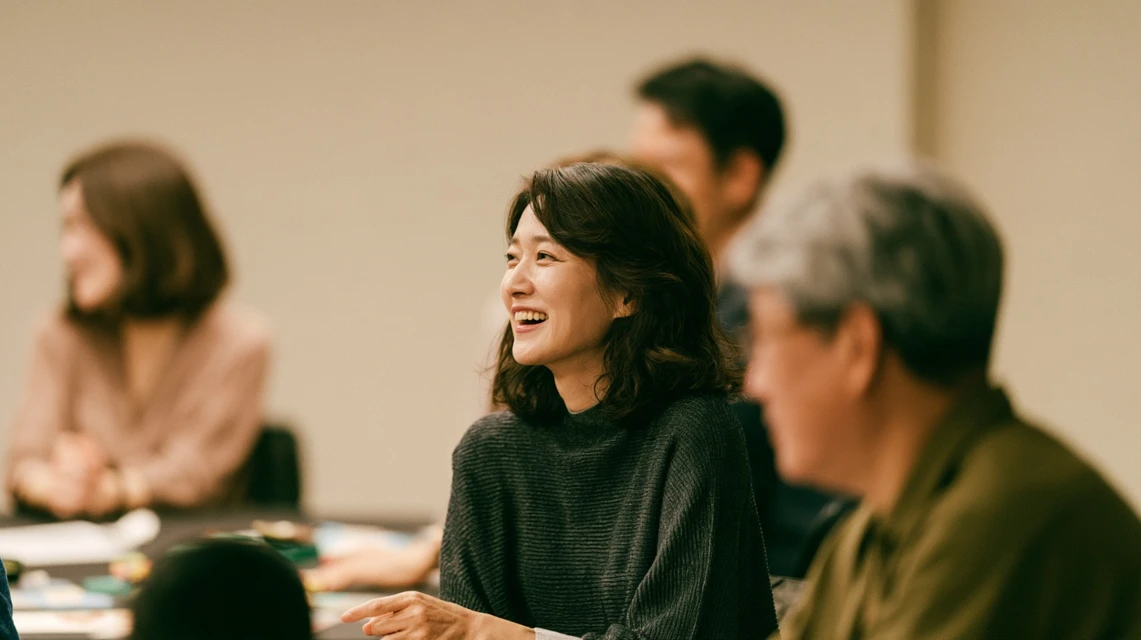 가족 일정 때문에 정기 모임 참여를 고민하는 기혼자