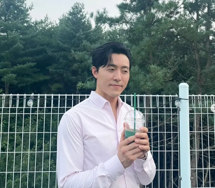 이무생 배우 사진