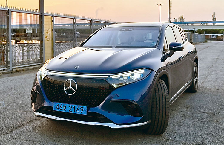 벤츠 최고급 전기차 EQS SUV