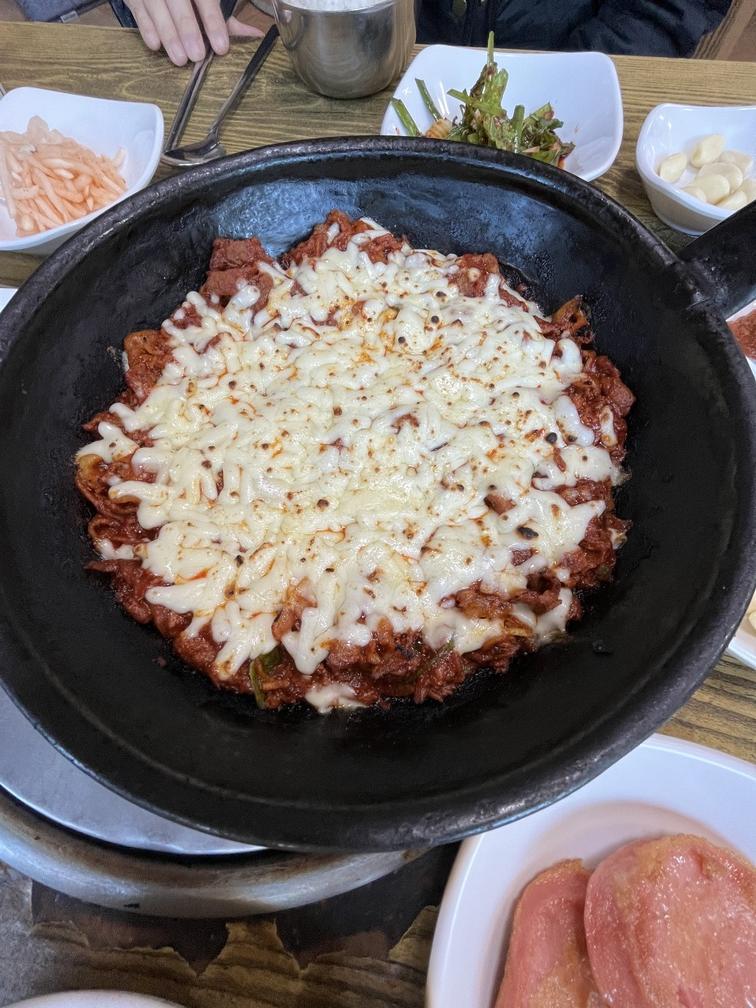 치즈불백입니다