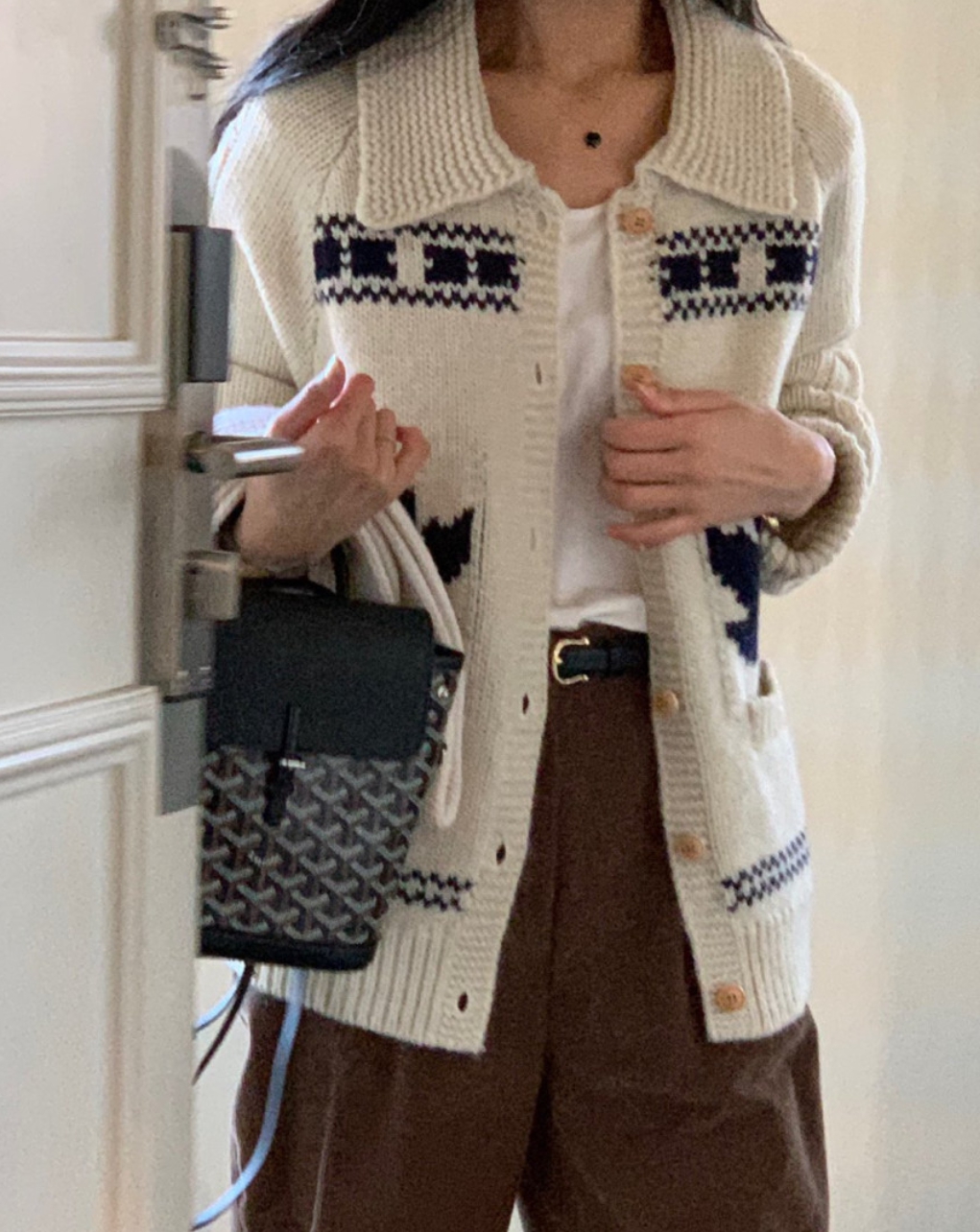 코위찬 노르딕 가디건 브랜드 추천