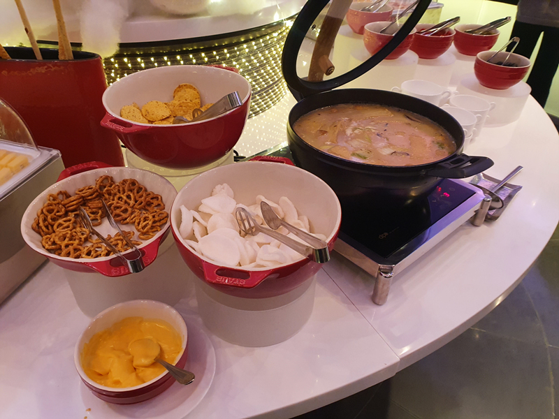 마른안주와-어묵탕