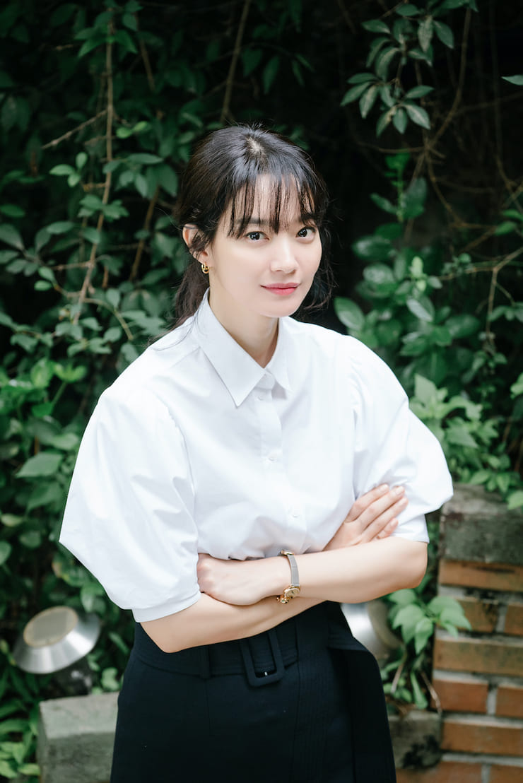 배우-신민아