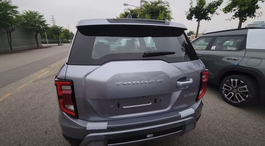 [신차구매추천] 가성비 좋은 SUV 실물이 멋진 토레스 가격표, 연비, 실내, 사전예약