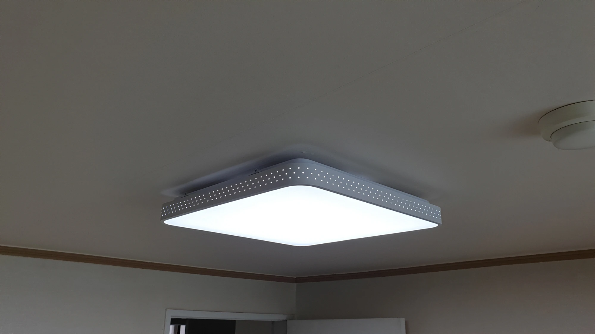 LED 전등 모습