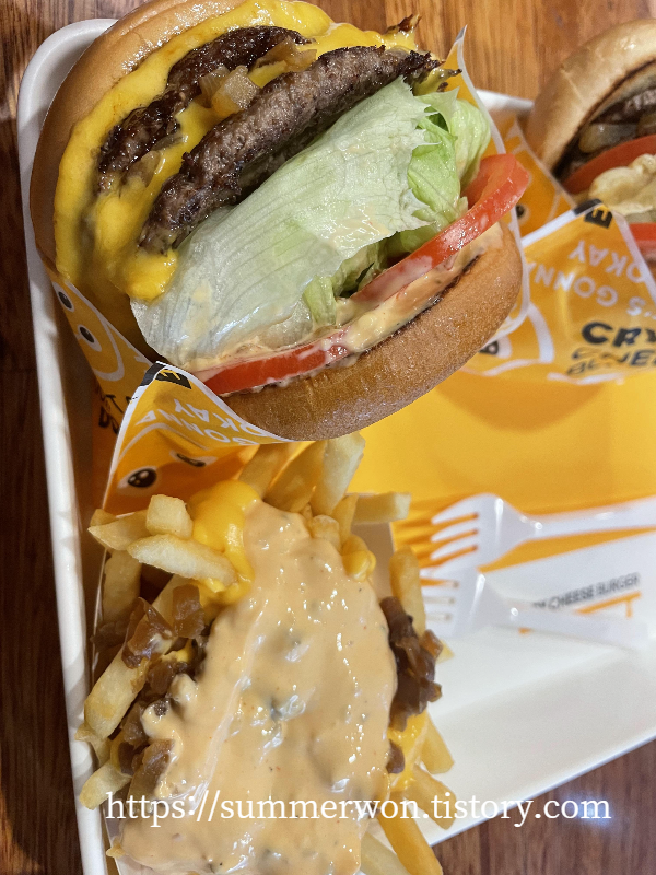 감자튀김과 햄버거