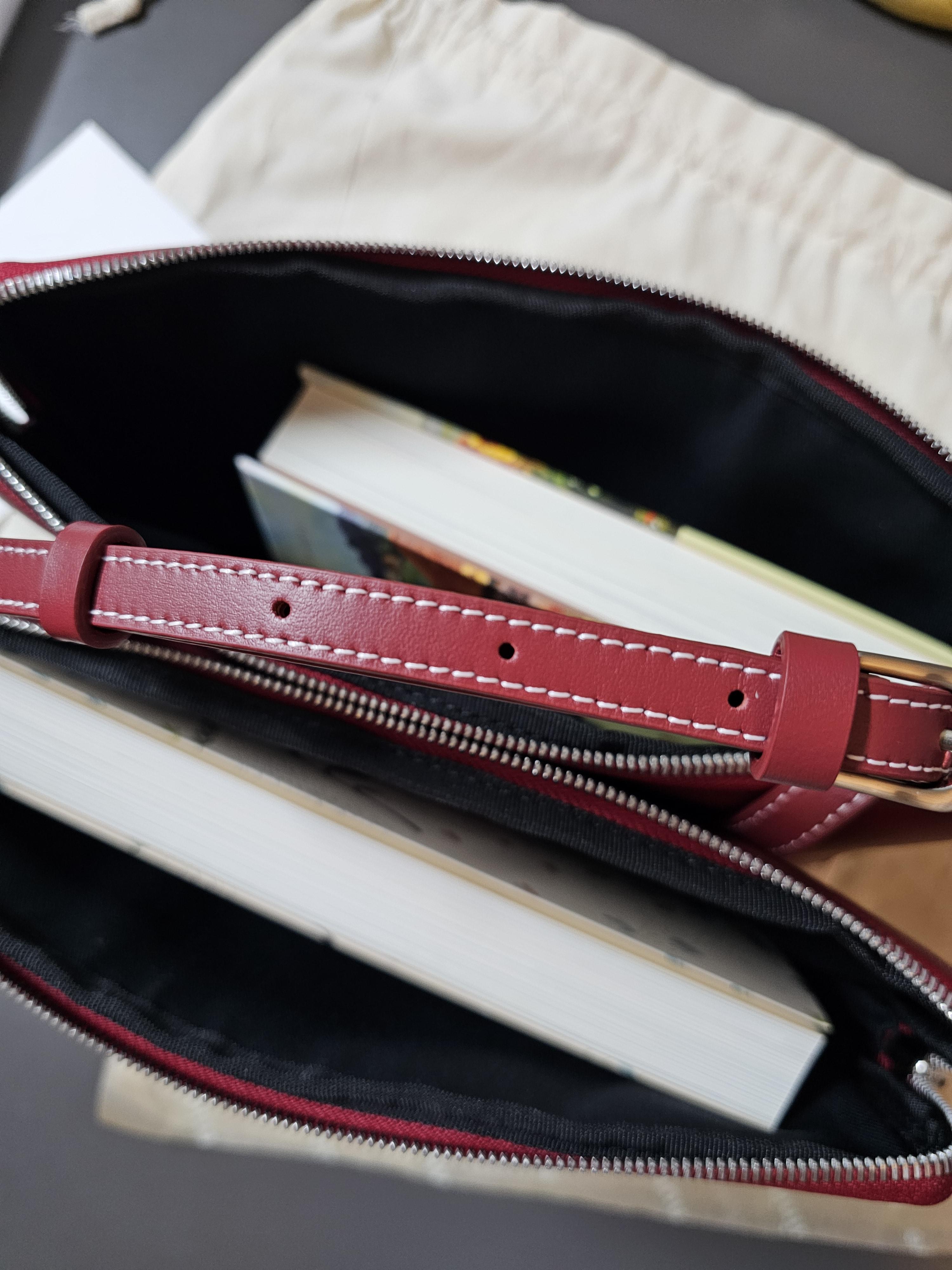 미닛뮤트 트윈백 수납 공간