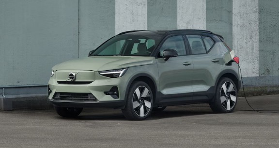 운전하기 좋고 인기있는 소형 SUV 추천 - 볼보 XC40