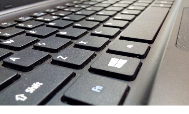 장치 관리자 디스크 드라이브 속성 창에서 정책 탭의 향상된 성능 옵션을 선택하는 화면