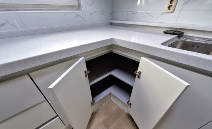 싱크대 코너 수납장