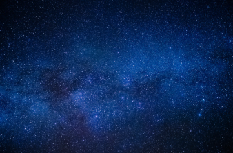 우주 속에서 우리는 작은 존재