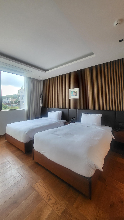 파라스파라서울 팀버스위트