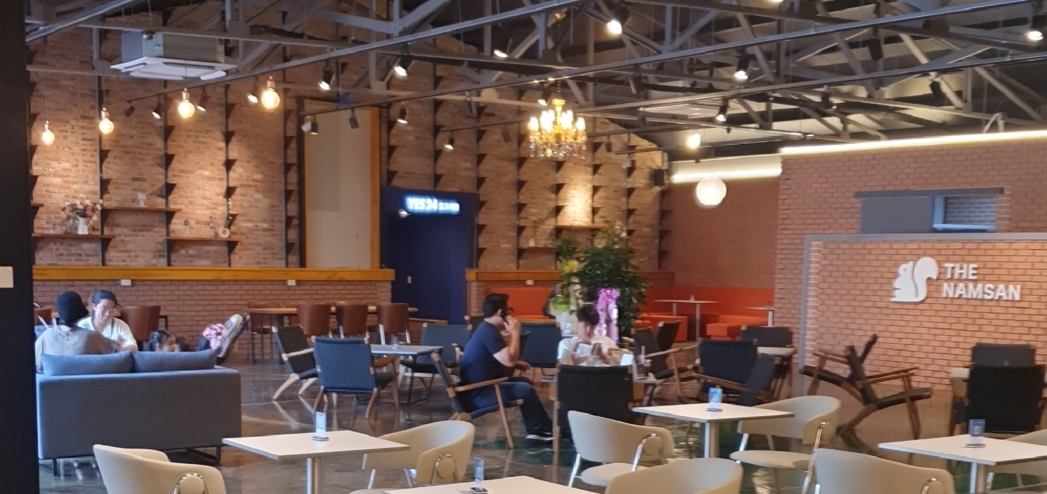 Yes24와 연결된 공간