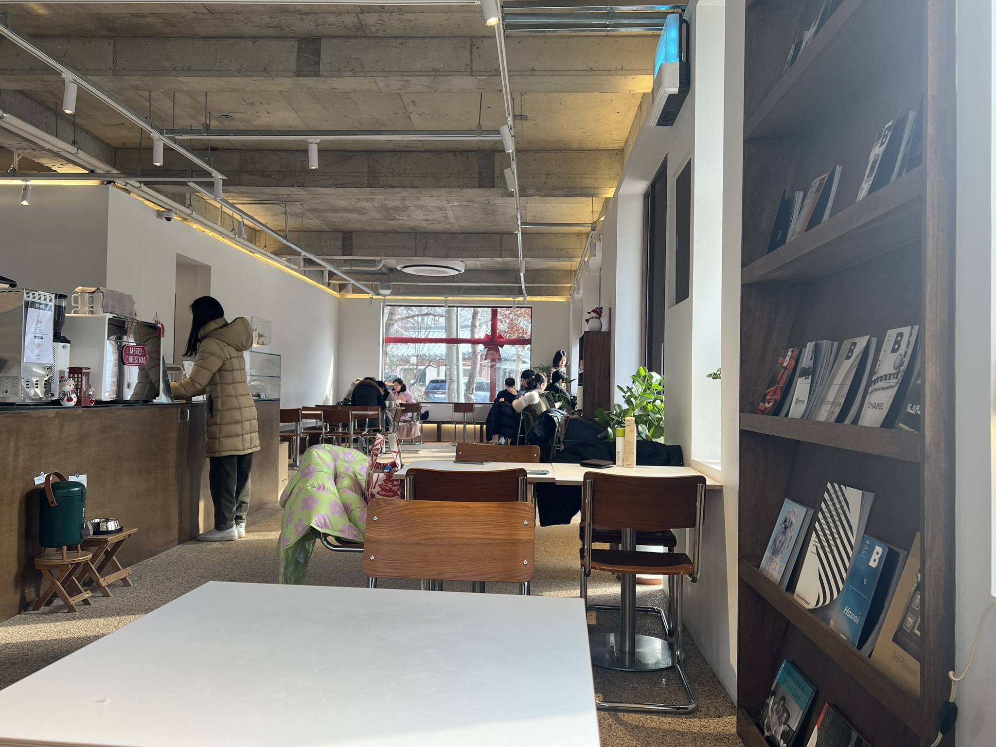 과천-책읽기좋은-조용한-카페