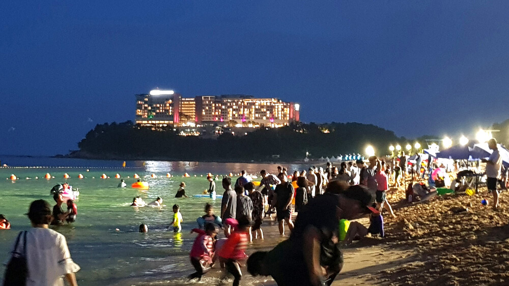 속초해수욕장 인파