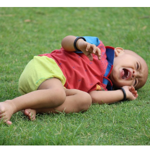 울고 있는 아기