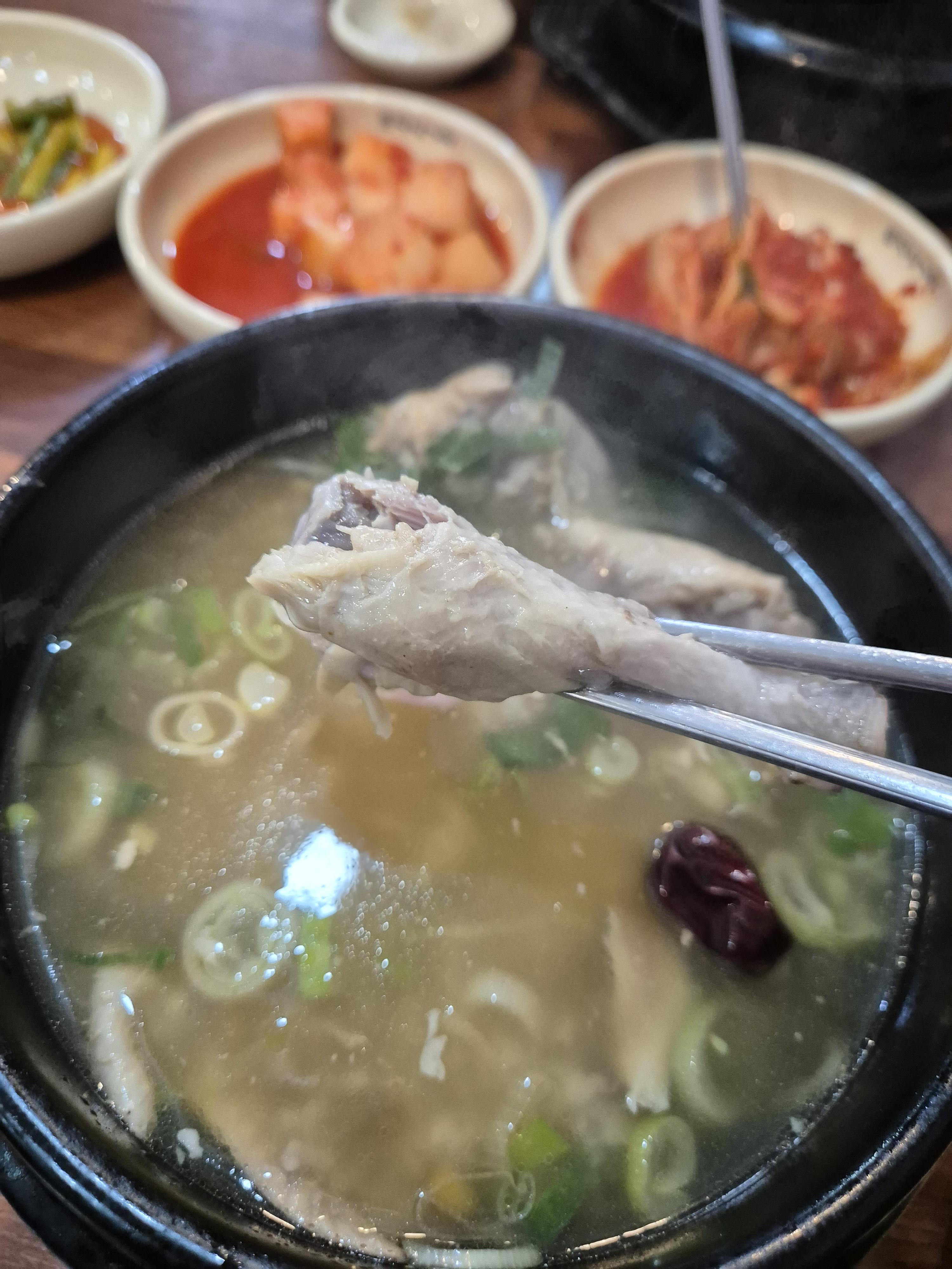 직산 맛집 토정삼계탕 참옻삼계탕 닭다리