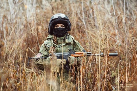 러시아 미녀 여군