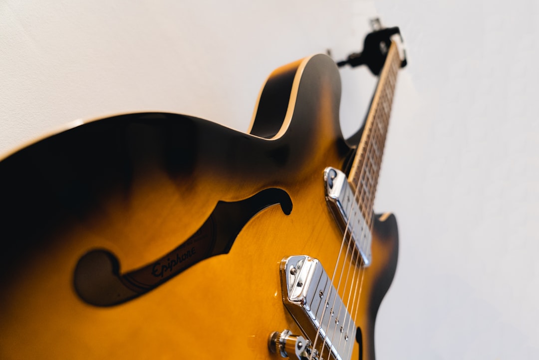 Cool tone