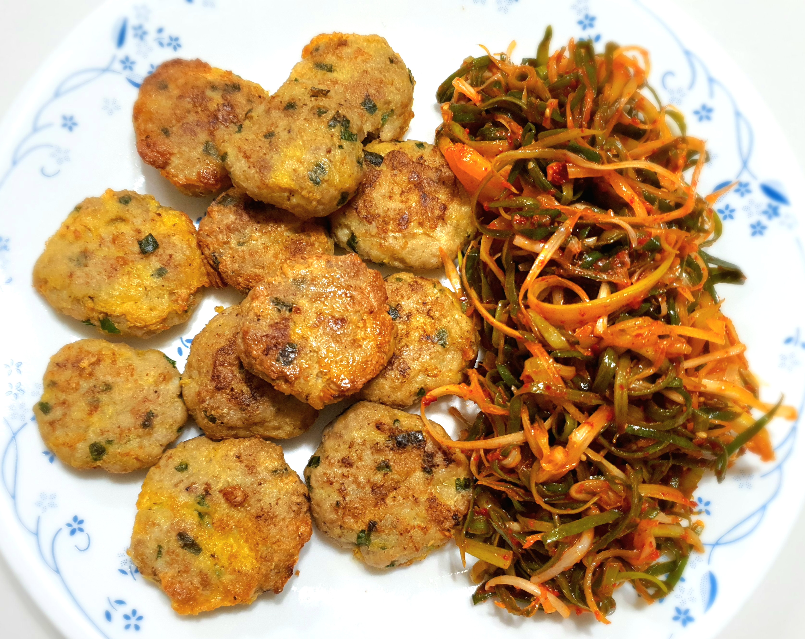 에어프라이어로-돌리니까-맛있어요.