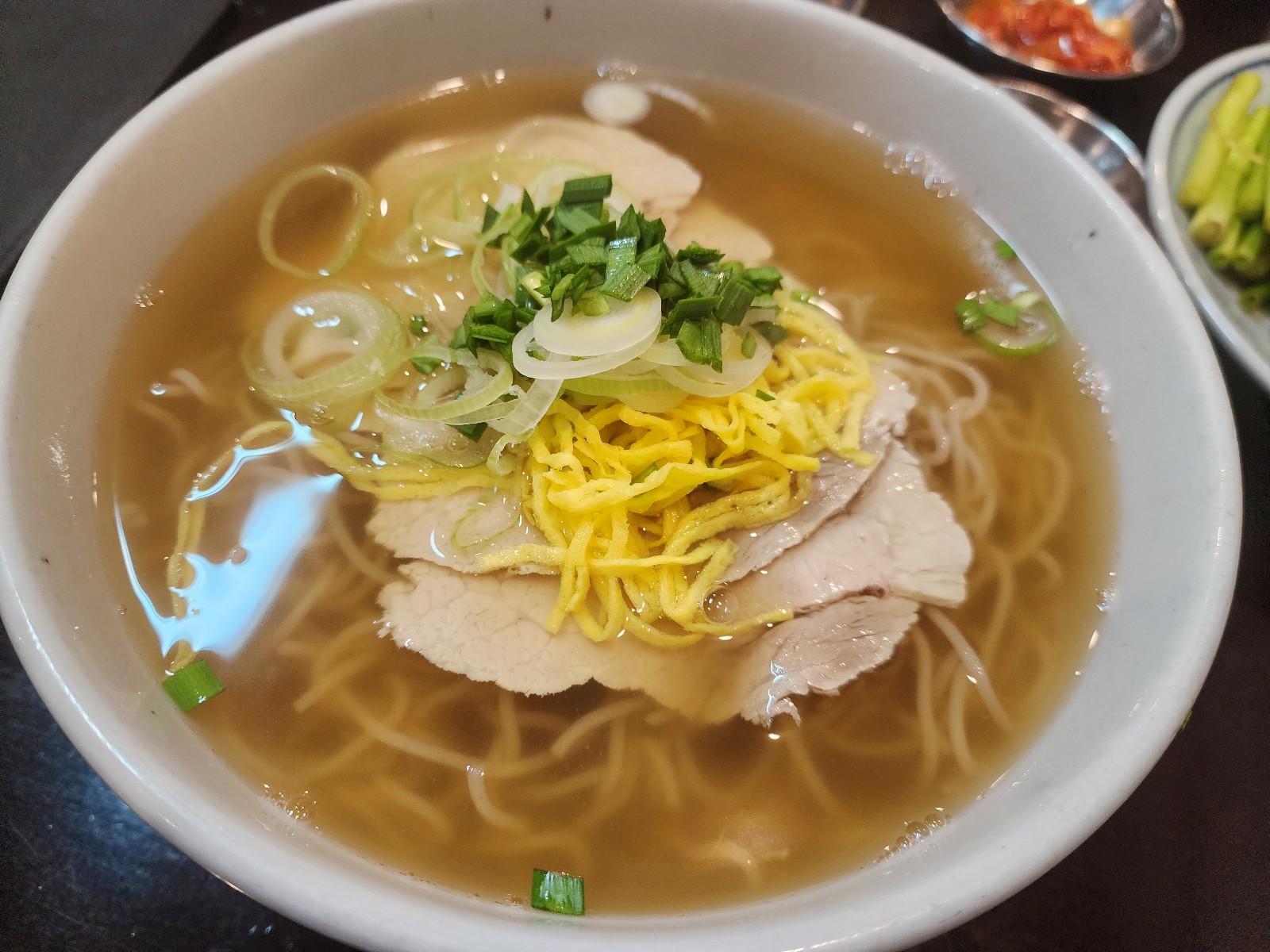 메밀 온면