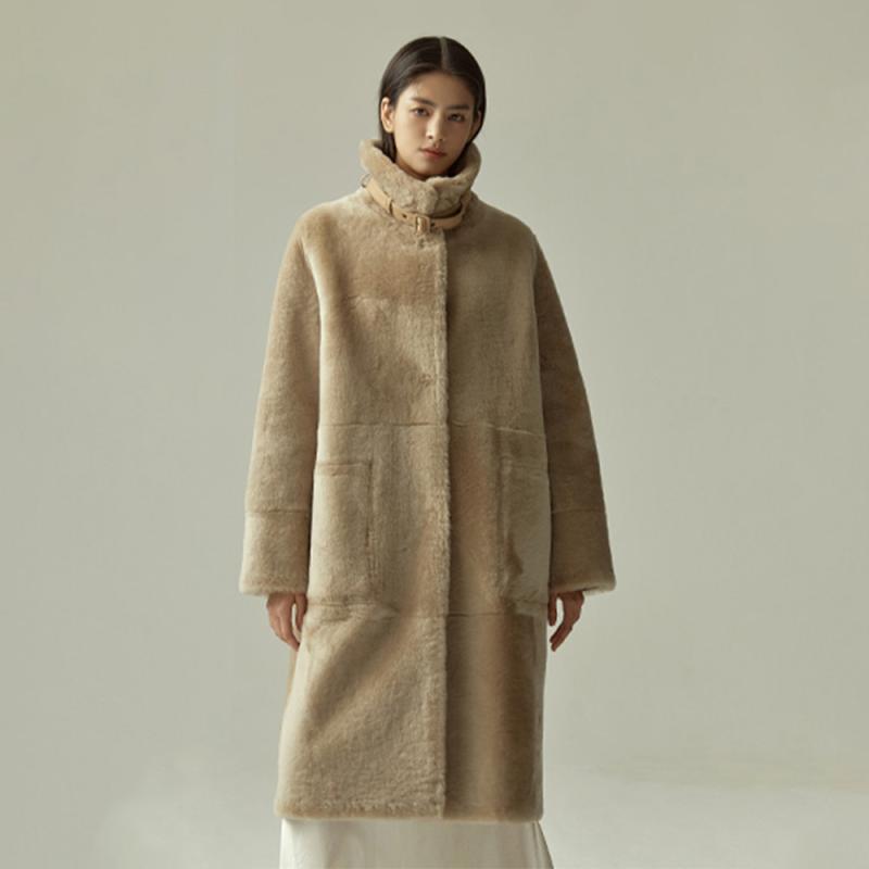 로보 넥버클 디테일 리버시블 롱 무스탕 코트 DSC22D068