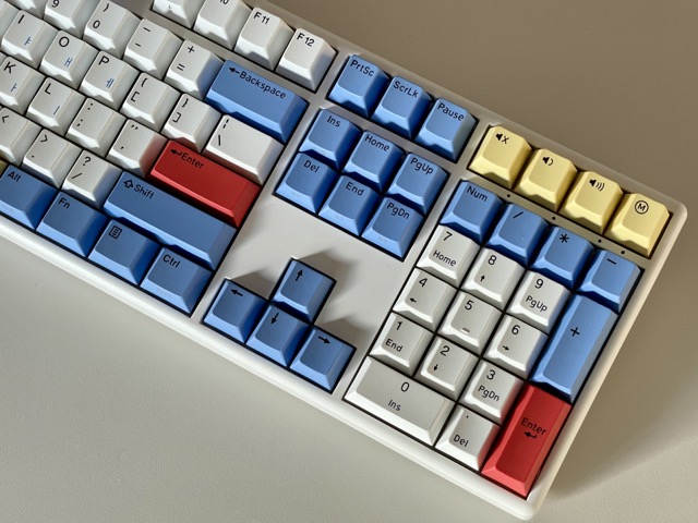 한성-무접점-블루투스-키보드-gk898b-염료승화-에디션-사진