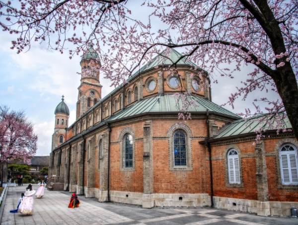 국내 여름휴가 추천지 전동성당