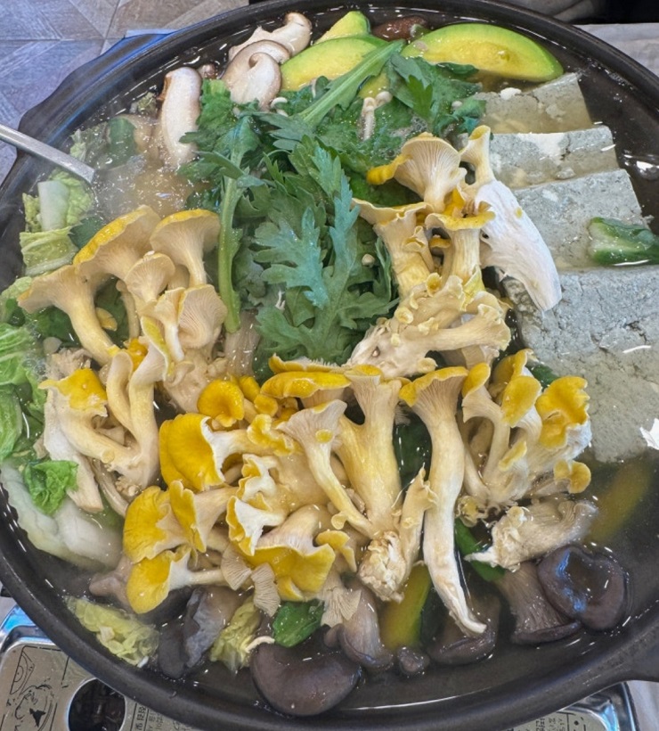 장윤정의강화밥상-버섯전골