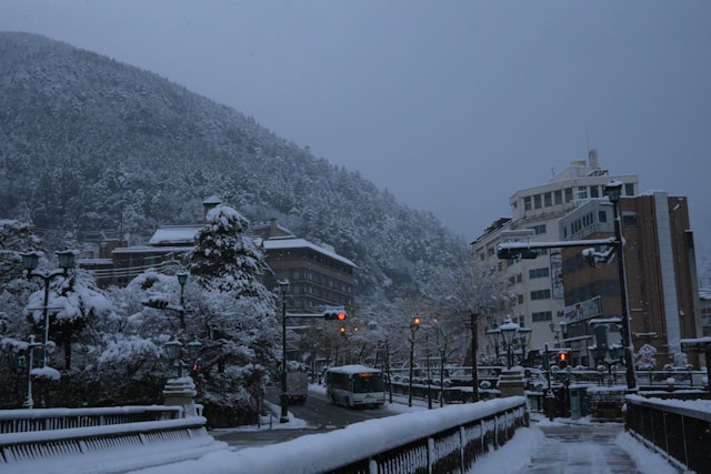 부산 대설특보 희귀 이유와 필수 운전 팁