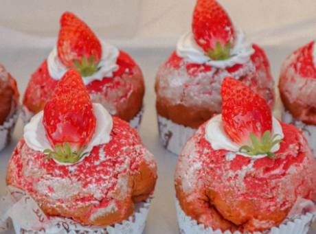 딸기로 만든 먹거리