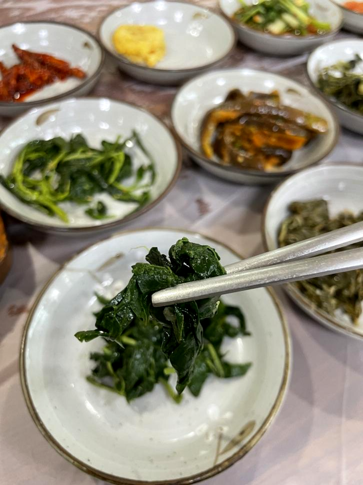 부흥식당_나물무침