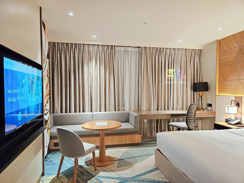 세부 시내 호텔, 홀리데이 인 세부시티 호텔 킹 스위트 룸 후기