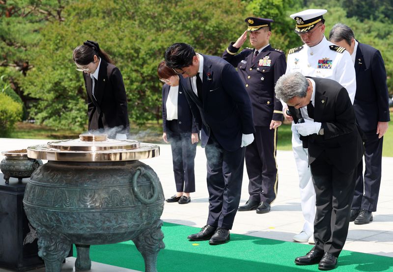 한일 국방협력 총정리: 2026 장관 회담, 9년 만의 수색구조훈련 재개 및 국방 AI 협력 합의 분석