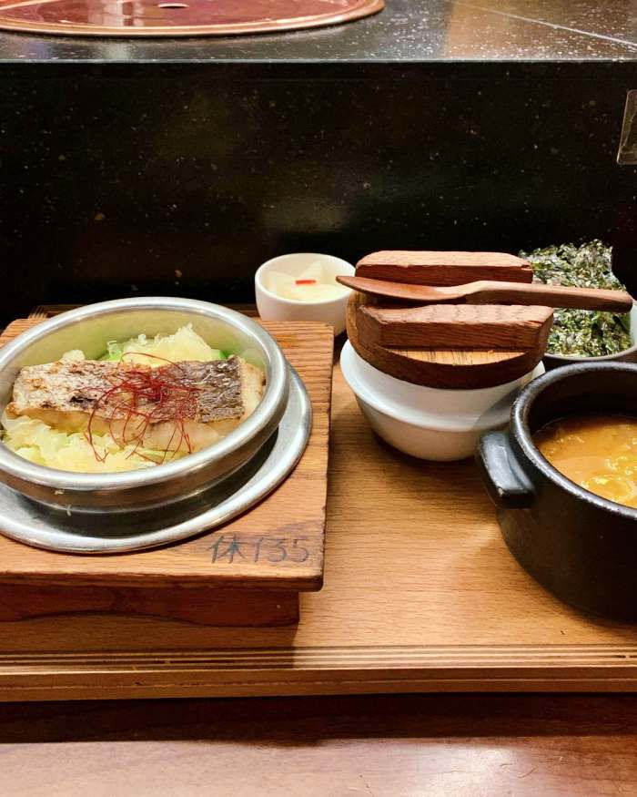 토요일은 밥이좋아 한남동 이태원 트러플 버섯 솥밥 맛집 통영 굴솥밥 해산물솥밥 반건조 생선솥밥 버터장조림솥밥 서울 핫플 6미 토밥 좋아 추천 방송정보