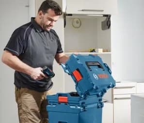 보쉬 공구 작업 사진