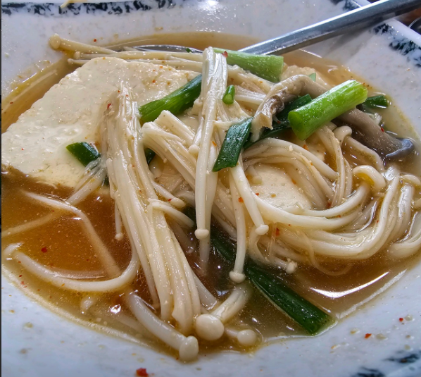 김가네 잣두부 대표 메뉴 