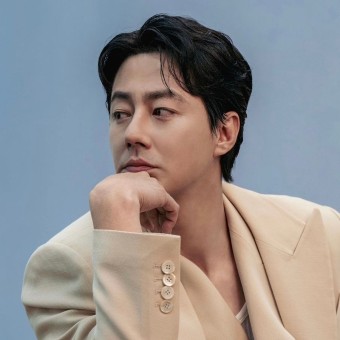 무빙 조인성