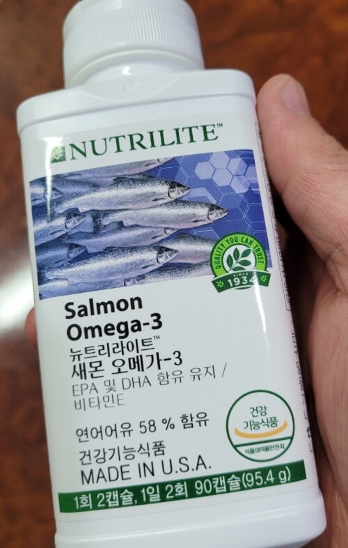 뉴트리라이트 오메가3 사진