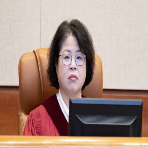 김복형 재판관_