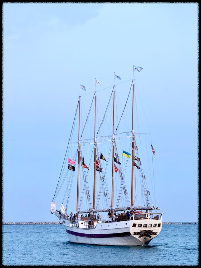 바다의 잊힌 영웅들: 영광스러운 6월 1일 해전