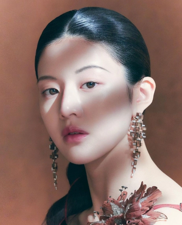 고윤정 프로필 나이 고향 학력 배우 경력 인스타