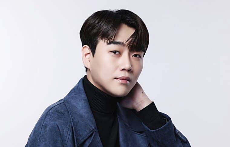 가수-황영웅