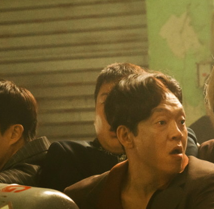 영화 보스 리뷰: 진짜 리더의 자격은 무엇인가?