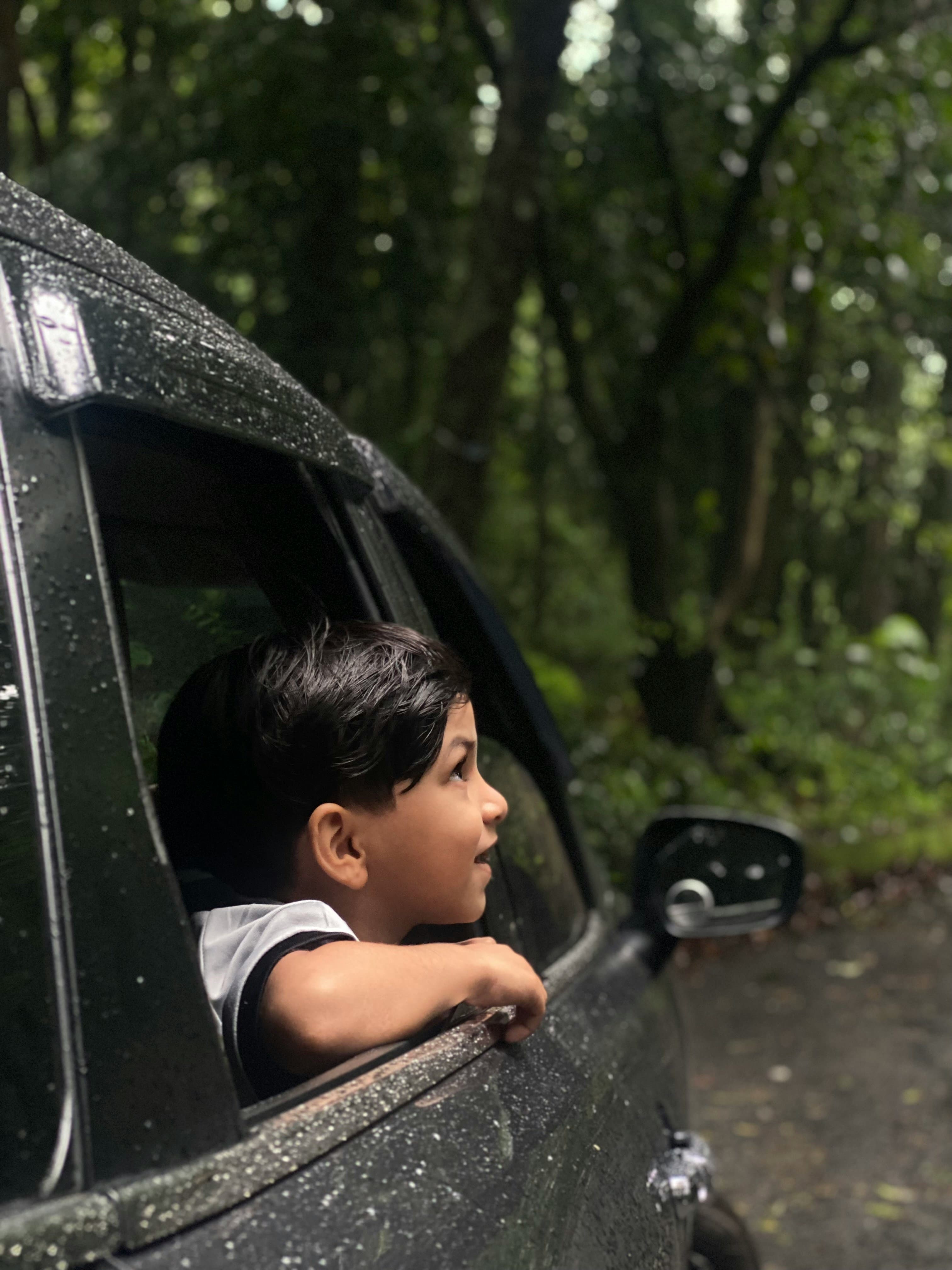 카시트 설치 위치&amp;#44; 어디가 제일 안전할까? 아이를 조수석에 태우면 안 되는 이유