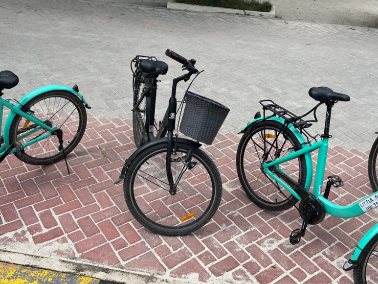 길리 T - 자전거