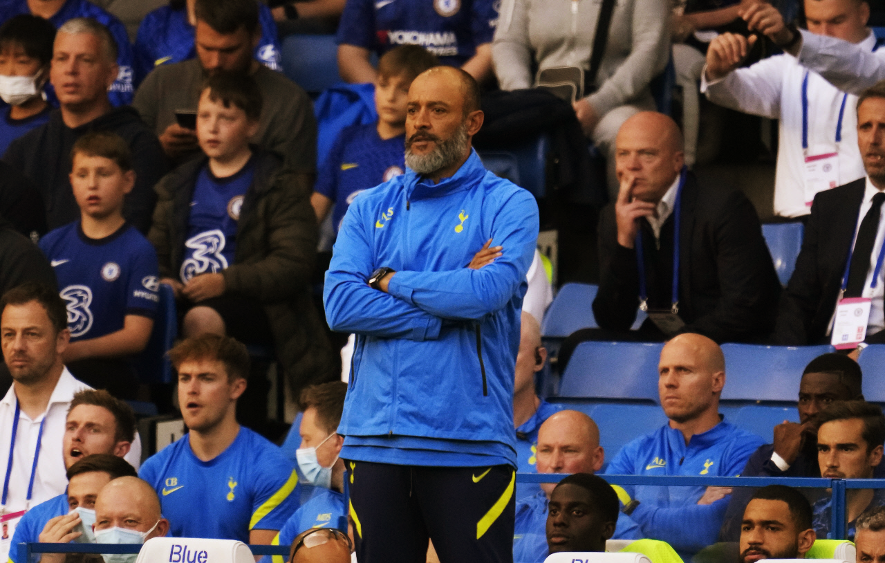 경기-지휘하는-누누-산투